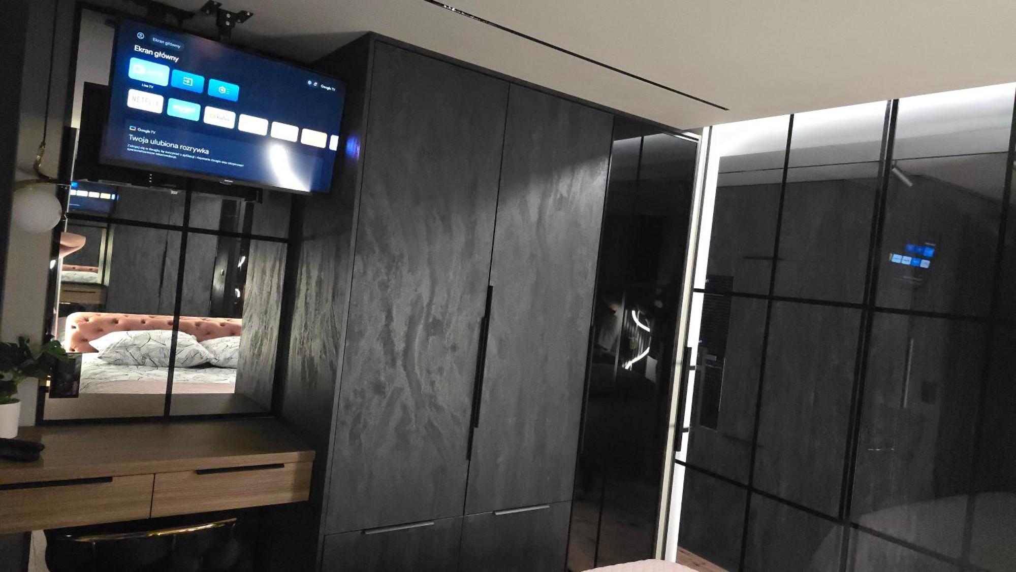 Apartament Dark Prestige New ! - Dostep 24H, Projektor , Garaz Podziemny , Klimatyzacja , Duzy Taras เคียลเซ ภายนอก รูปภาพ